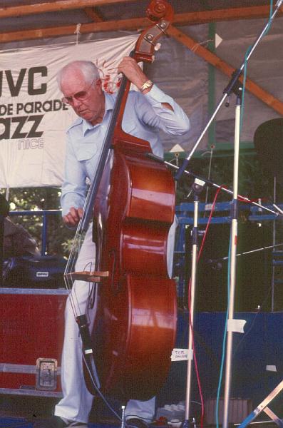 1984-102.jpg - 06.07.1984 Dance Stage
Bob Haggart