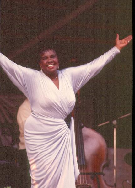 1984-136.jpg - 08.07.1984 Garden Stage
Linda Hopkins, Eddie Jones