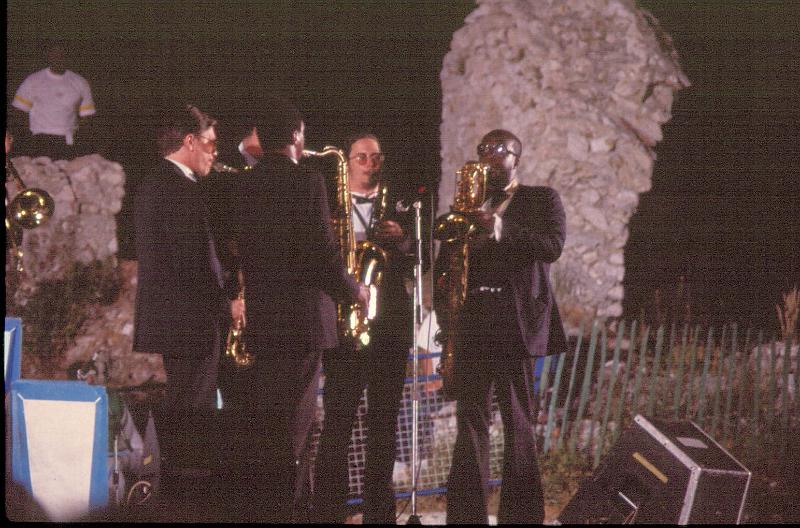 1984-152.jpg - 09.07.1984 Arena Stage
"Lionel Hampton & His Big Band Sound":
Reed section: Tom Chapin, Adam Brenner, Doug Miller, Kevin Brown, Jerry Weldon