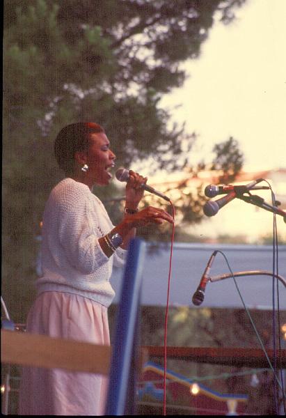 1984-195.jpg - 1984 Dee Dee Bridgewater