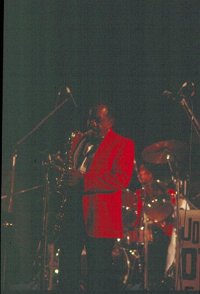 1985-28.jpg - 18.07.1985 Arena Stage
"The Johnny Otis Show":
Preston Love, N.N. (dr)