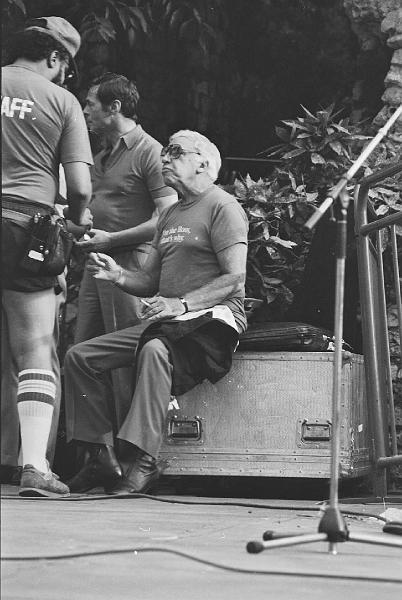 1986-09.jpg - 1986 Buddy Rich off-stage