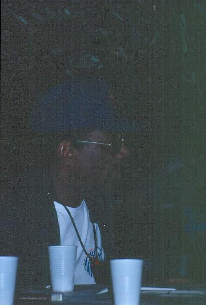 1988-21.jpg - 1988 Oliver Jackson off-stage