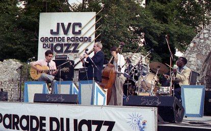 1991-02.jpg - 1991 Howard Alden, Kenny Davern, N.N. (b), N.N. (dr)