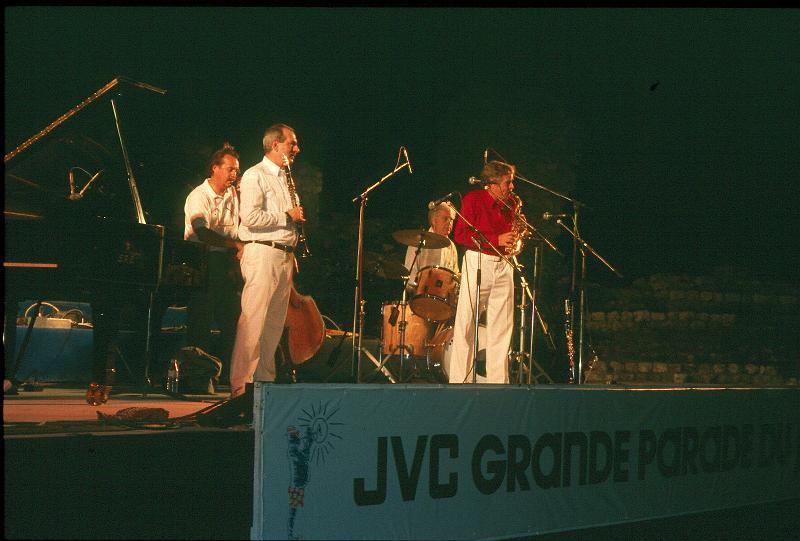 1992-04.jpg - 18.07.1992 Arena Stage
Summit Re-Union, Frank Tate, Kenny Davern, Bob Rosengarden, Bob Wilber