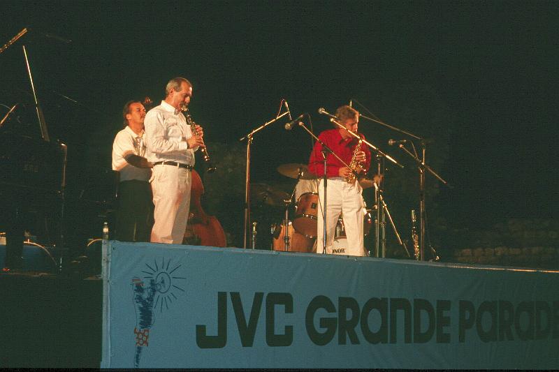 1992-06.jpg - 18.07.1992 Arena Stage
Summit Re-Union, Frank Tate, Kenny Davern, Bob Rosengarden, Bob Wilber