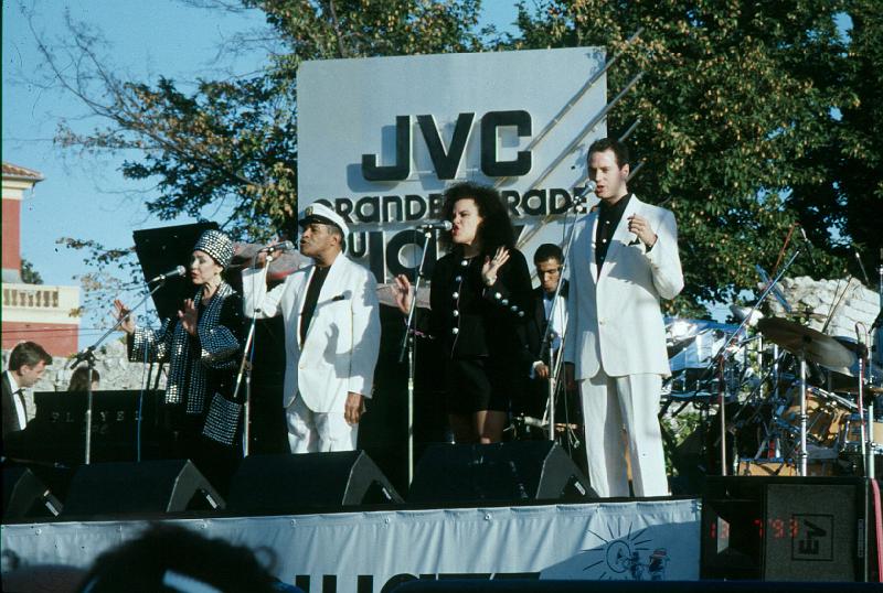 1993-04.jpg - 13.07.1993 Arena Stage
Jon Hendrix a.o.