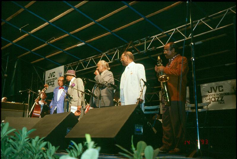 1993-14.jpg - 14.07.1993 Garden Stage
Red Richards, Jimmy Woode, Lionel Hampton, Al Grey, Harry 'Sweets' Edison, Clark Terry, James Moody