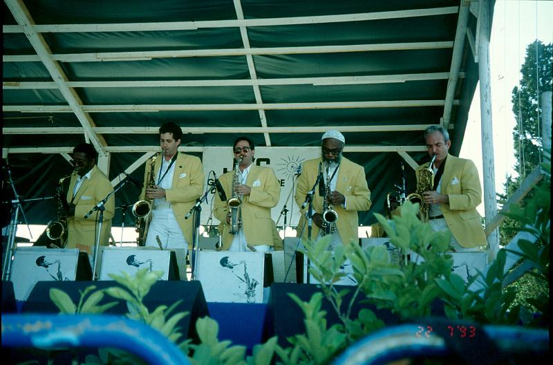 1993-32.jpg - 22.07.1993 Garden Stage
Illinois Jacquet Orchestra